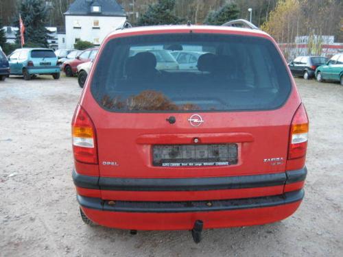 Vand Acumulator Opel Zafira 2003