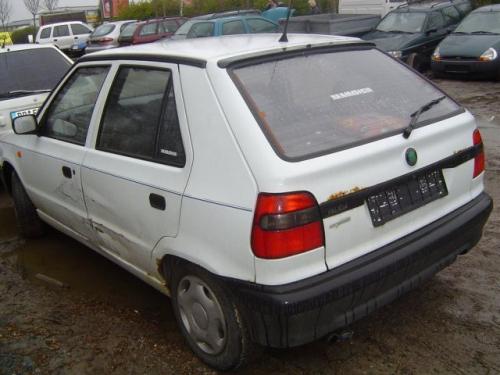 Vindem Acumulator Skoda Felicia 2000