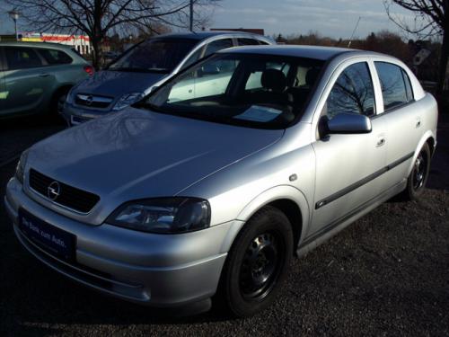 Vindem Ambreiaj Opel Astra 2002