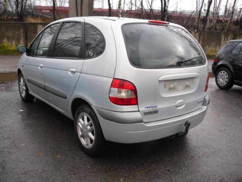 Vand Ansamblu stergatoare Renault Scenic 2001