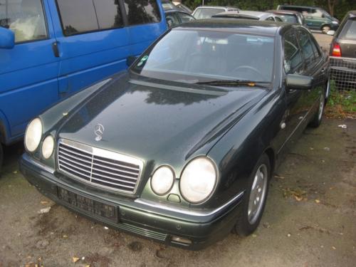 Vand Aripa fata Mercedes E 230 1999