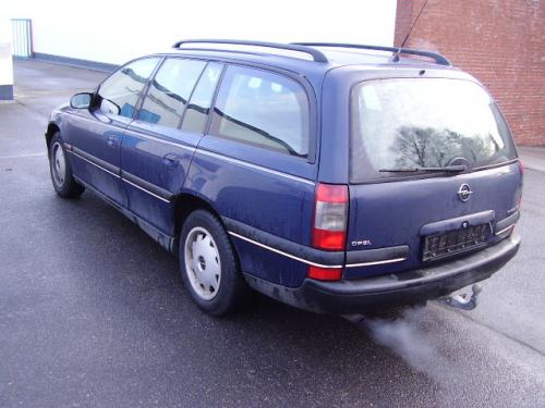 Vand Aripa spate Opel Omega 1997