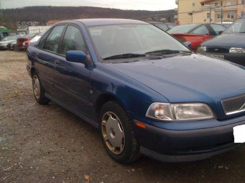 Vindem Aripa spate Volvo S40 1999