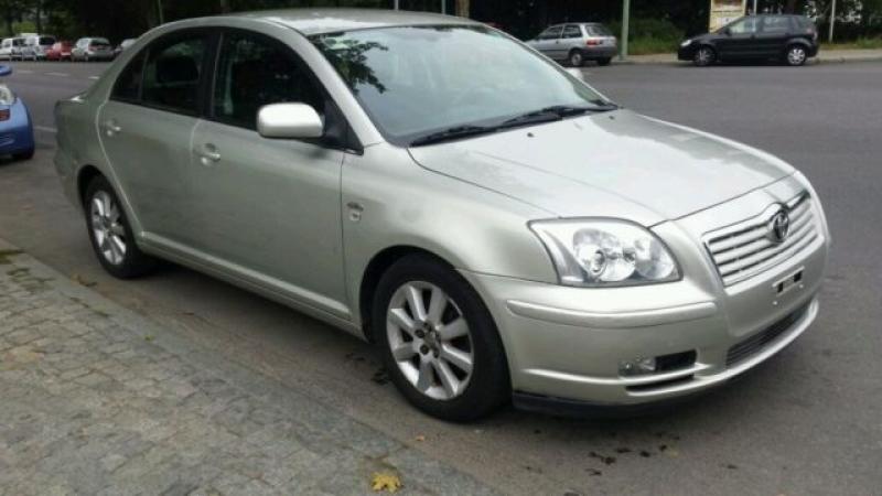 Vand Balamale capota Toyota Avensis 2003