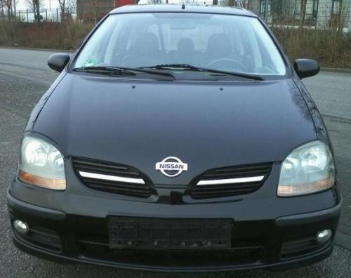 Vindem Bandouri Nissan Almera Tino 2003