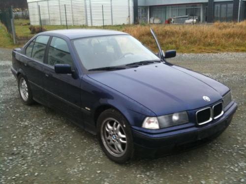 Vand Bara spate BMW 316 1997