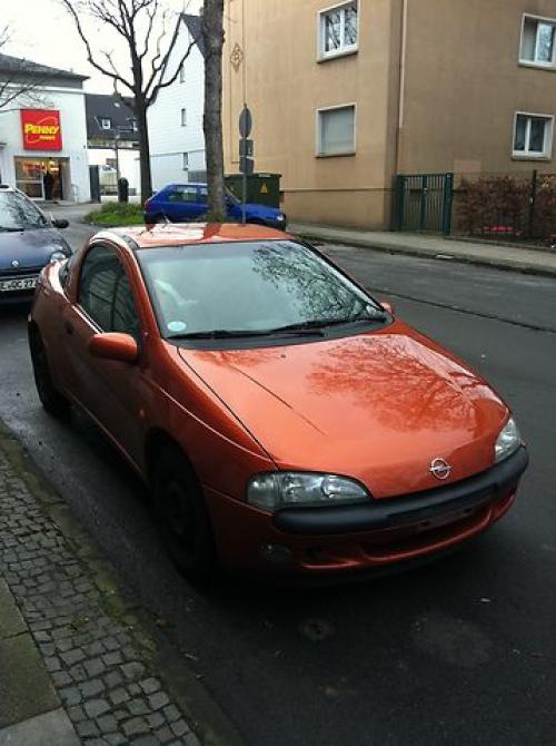 Vindem Biele motor Opel Tigra 1998