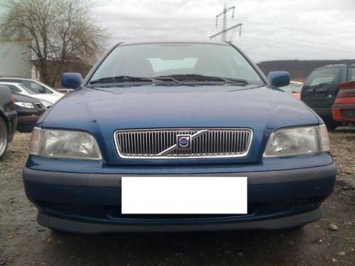 Biele motor Volvo S40 1999