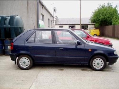 Vand Bloc lumini Skoda Felicia 2000