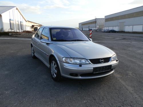 Vindem Bloc relee Opel Vectra 2000