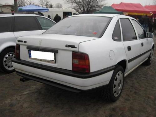 Bloc sigurante motor Opel Vectra 1995