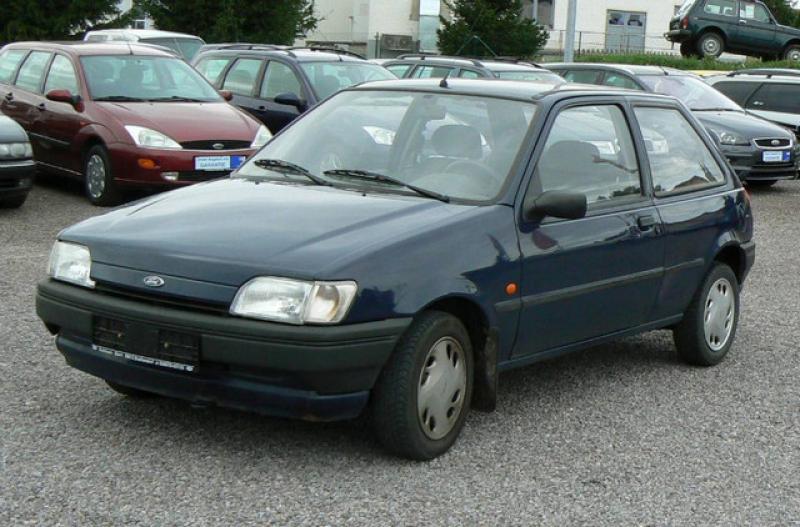 Vindem Cablu deschidere capota Ford Fiesta 1994