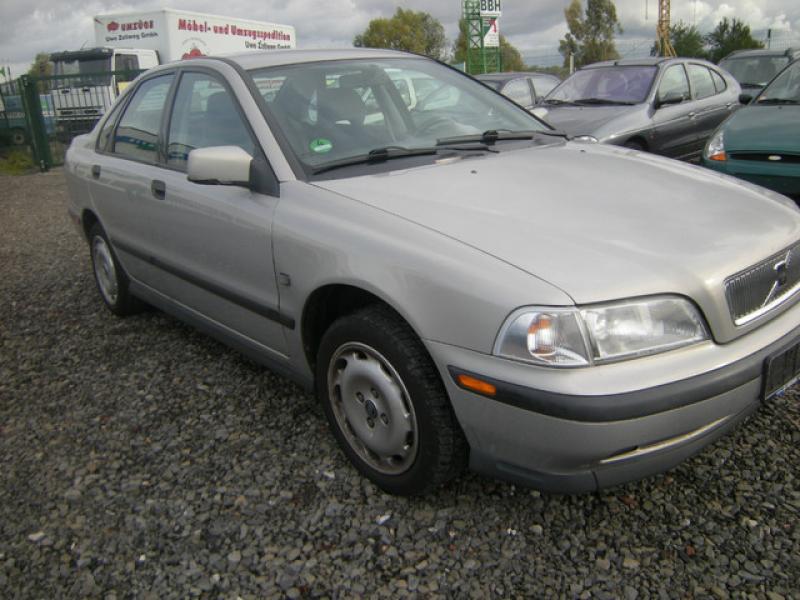 Vand Capota fata Volvo S40 1999