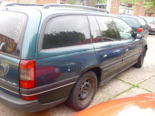 De vanzare Caroserie dezechipata Opel Omega 1997