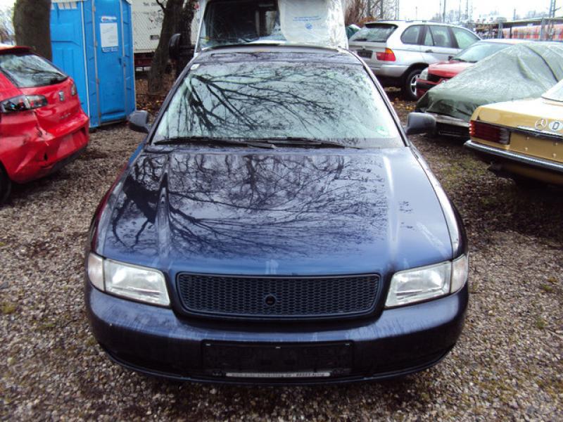 Vindem Centuri de siguranta Audi A4 1998