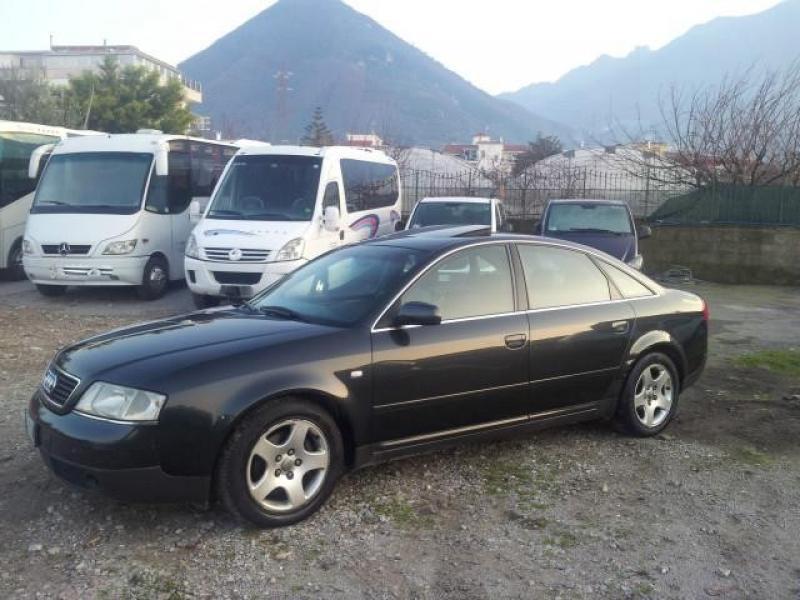 Chiuloasa Audi A6 2000