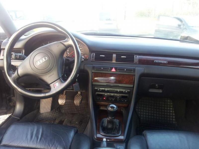 Chiuloasa Audi A6 2000