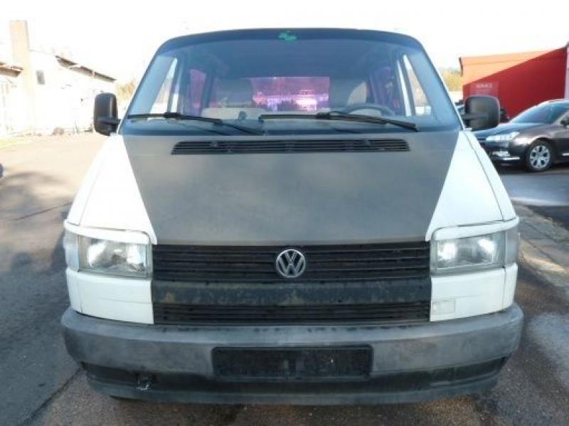 Vindem Compresor AC Volskwagen T4 1996