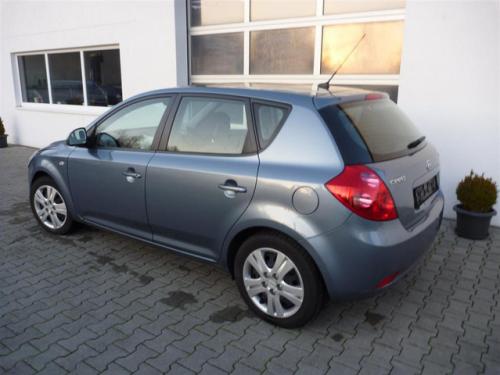 Vand Cutie viteze Kia Ceed 2007