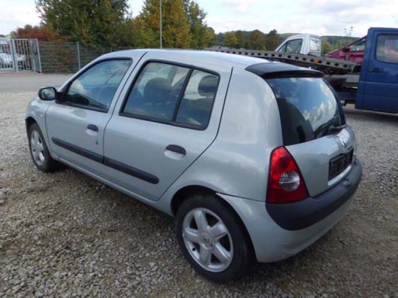 Vindem Electromotor Renault Clio 2001