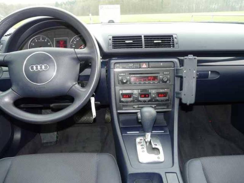 Vindem Etrier Audi A4 2002