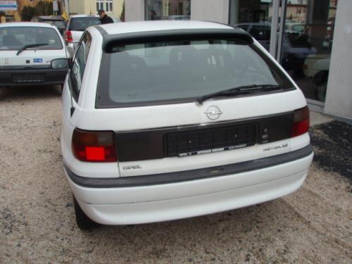 Vand Faruri Opel Astra 1996