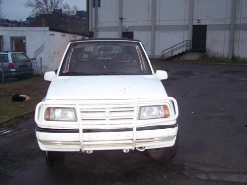 Vindem Grila radiator Suzuki Vitara 1994