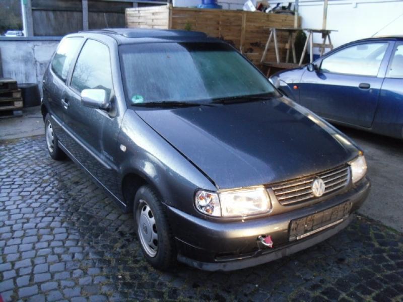 De vanzare Luneta Volskwagen Polo 1998