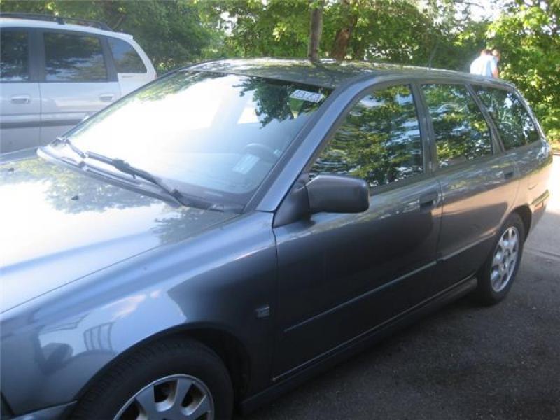 Vand Mocheta Volvo V40 2003