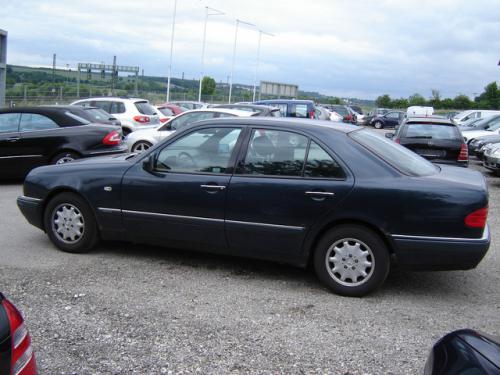 De vanzare Motor Mercedes E 230 1999