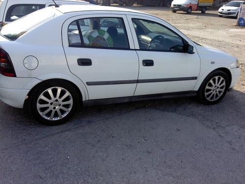 De vanzare Motor Opel Astra 2001