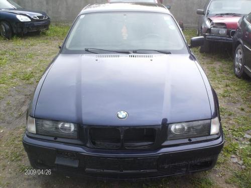 Vindem Pompa benzina BMW 316 1996