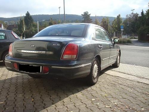 De vanzare Pompa de apa Hyundai XG 30 2000