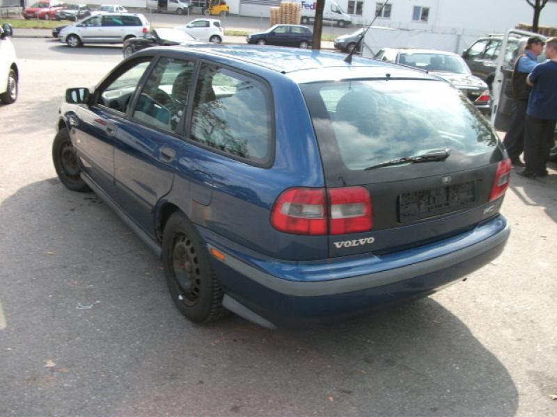 Vand Pompa frana Volvo V40 2000