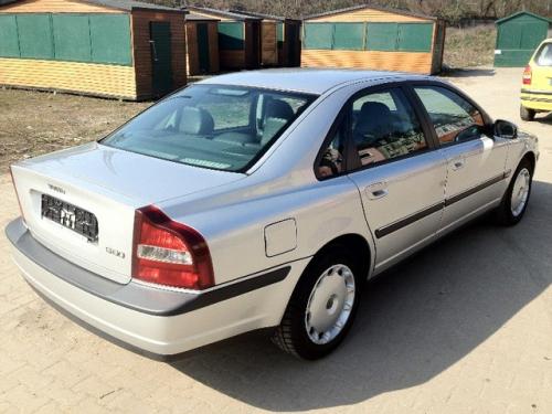 Vindem Pompa injectie Volvo S80 2000