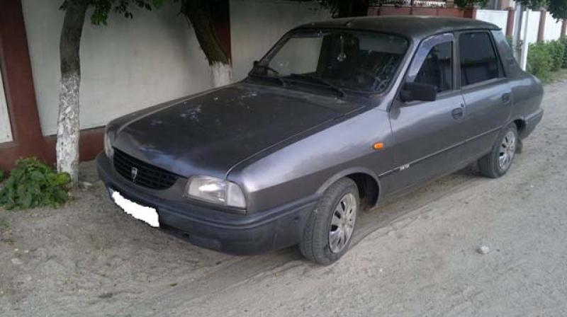 Vindem Pompa servodirectie Dacia 1310 2001