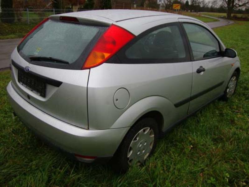 Vand Pompa servodirectie Ford Focus 1999