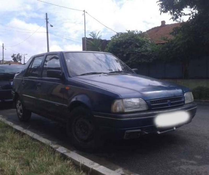 De vanzare Praguri Dacia Nova 1999