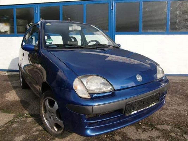 Vindem Punte fata Fiat Seicento 2001