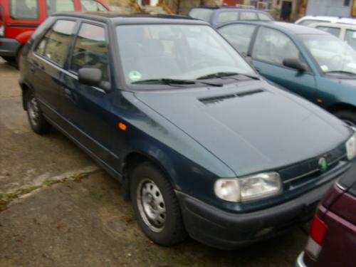 Vand Punte fata Skoda Felicia 2000