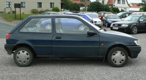 Vand Rampa injectoare Ford Fiesta 1994