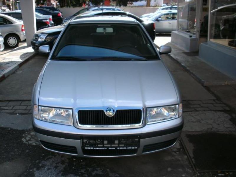 Vindem Sistem alimentare combustibil Skoda Octavia 2002