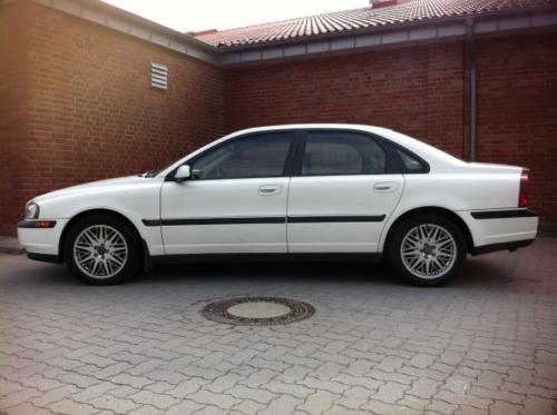 Tager Volvo S80 2000