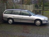 Vindem Aripa fata Opel Omega 1997