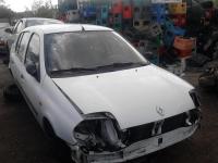 Dezmembram Renault Clio 2000