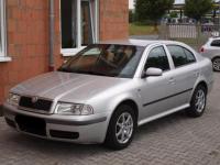 Vindem Pompa motorina Skoda Octavia 2003