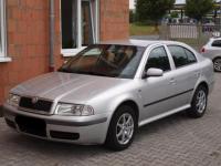 Vindem Pompa motorina Skoda Octavia 2003