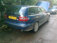 Vand Traversa Volvo V40 2000