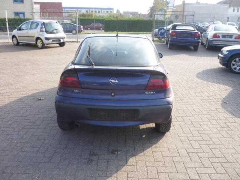 Vindem Toba intermediara Opel Tigra 1998